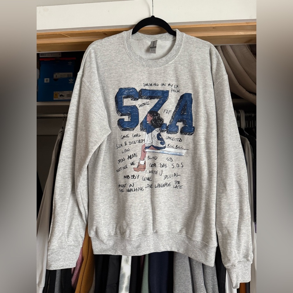 SZA Crewneck